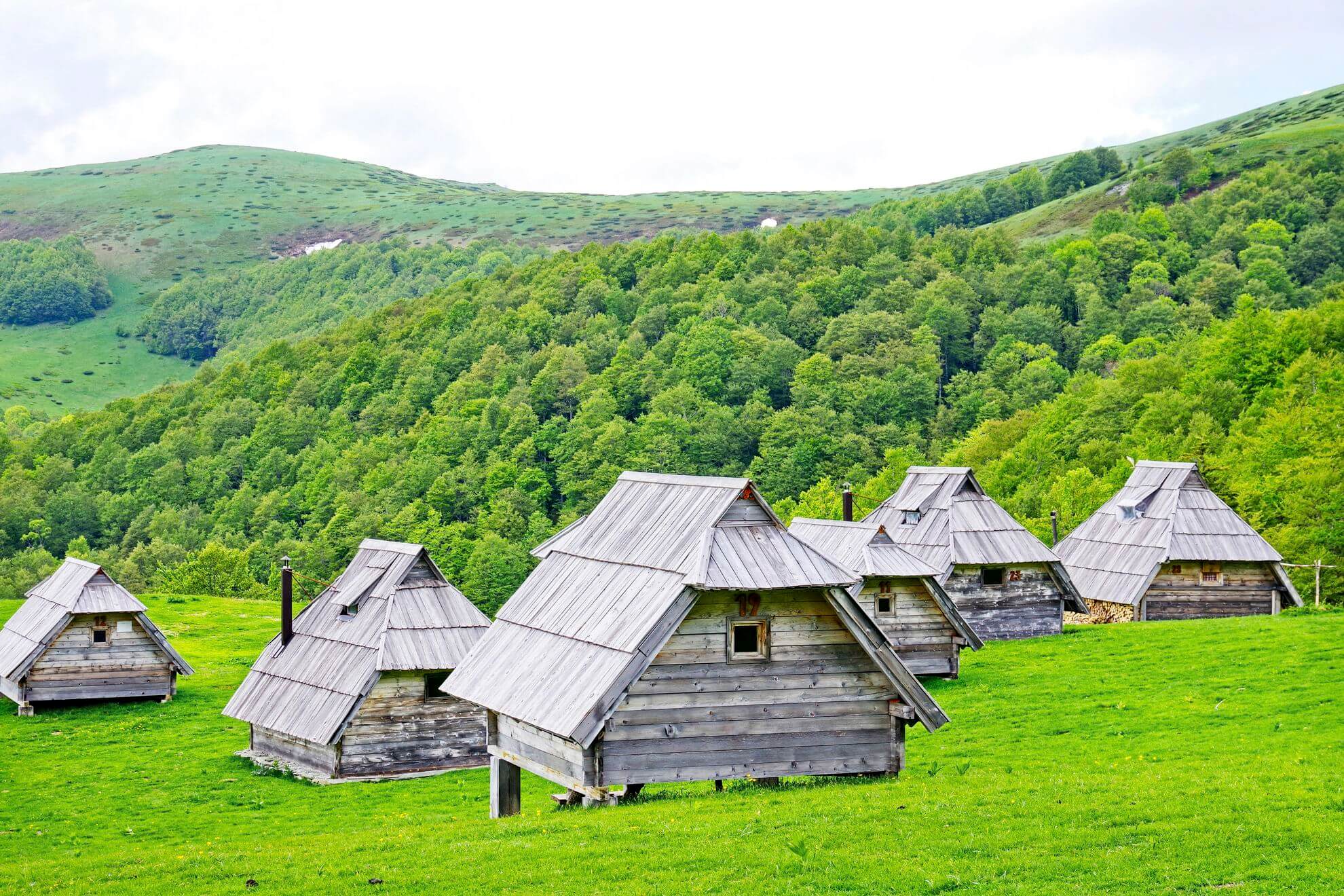 Eko pastierska osada Čierna hora Vranjak
